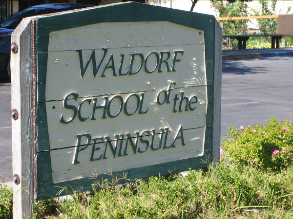 Wardorf school of the Peninsula 半島華道夫中學(xué)
